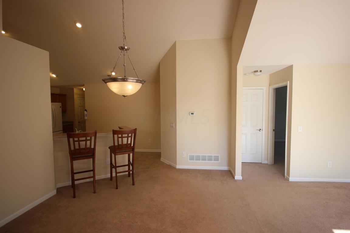 704 Leila Ln E, Heath, OH 43056 photo 10
