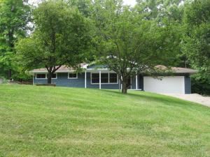 1121 White Oak Dr, Springfield, OH 45504 photo 2