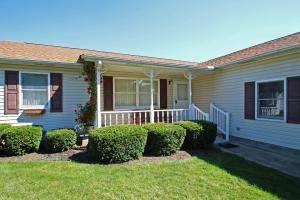 220 Pontious Ln, Circleville, OH 43113 photo 4