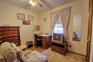 220 Pontious Ln, Circleville, OH 43113 photo 39