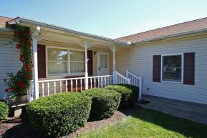 220 Pontious Ln, Circleville, OH 43113 photo 5