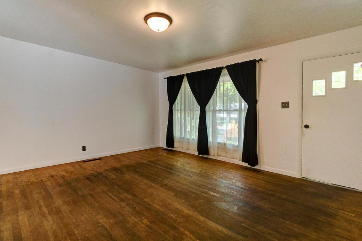 209 E Stafford Ave, Worthington, OH 43085 photo 7