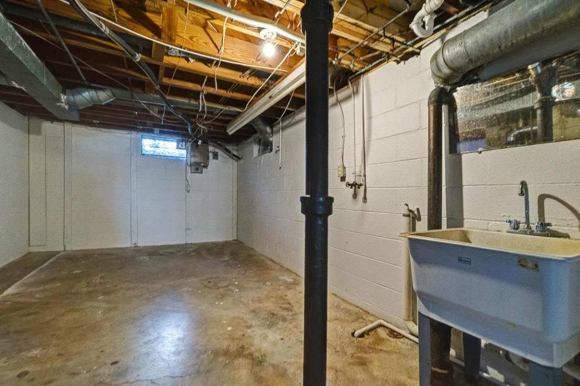 209 E Stafford Ave, Worthington, OH 43085 photo 30