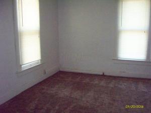 517 Elm Ave, Circleville, OH 43113 photo 8