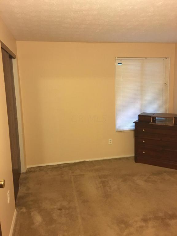 411 Shell Ct E, Columbus, OH 43213 photo 5