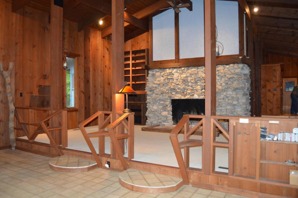 2434 Audrey Dr E, Newark, OH 43055 photo 4
