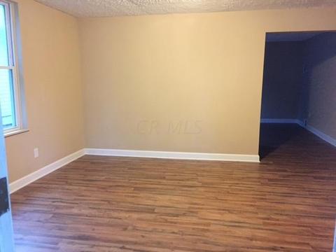 41 High St, Delaware, OH 43015 photo 3