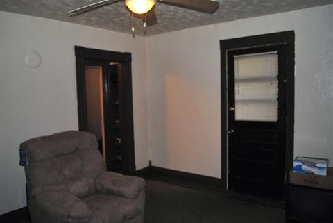715 E Main St, Lancaster, OH 43130 photo 8
