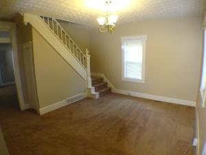 511 E 2nd St, Logan, OH 43138 photo 2