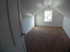 511 E 2nd St, Logan, OH 43138 photo 8