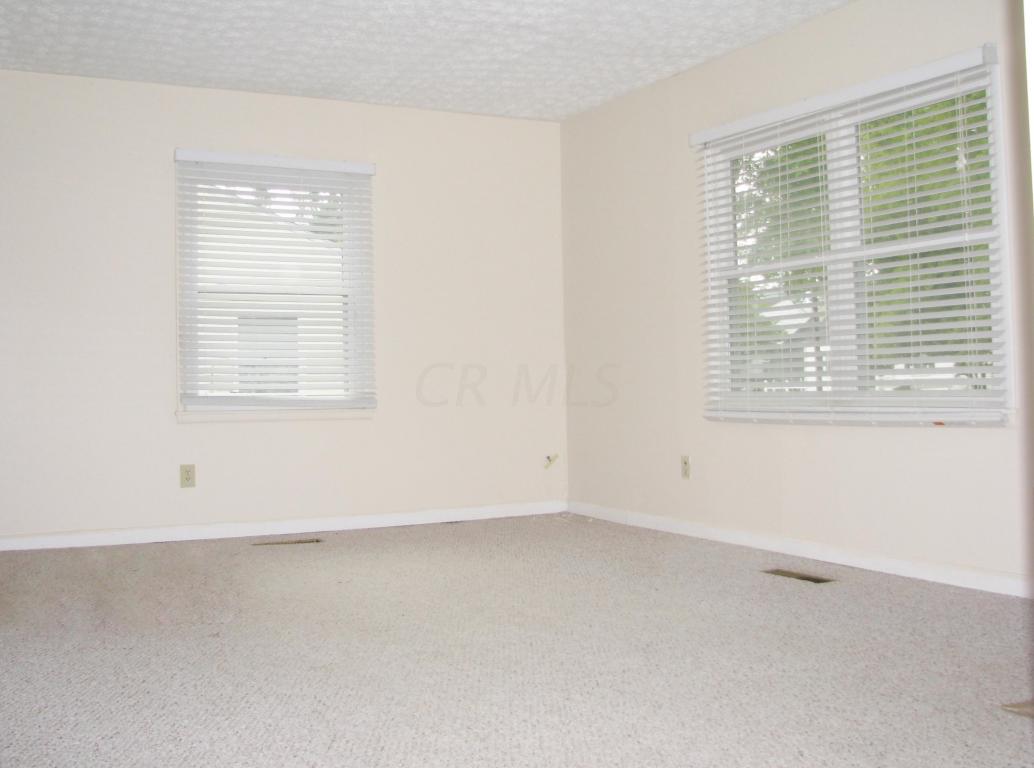 368 Danhurst Rd, Columbus, OH 43228 photo 25