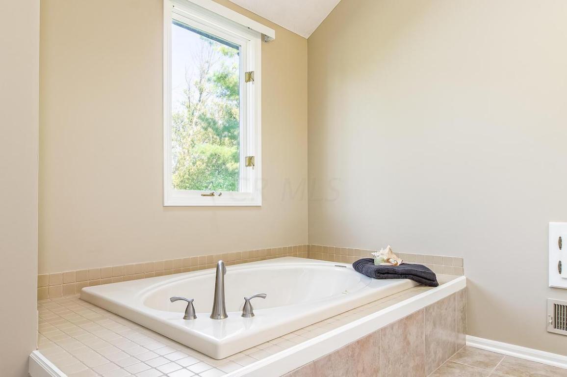 5645 Duddingston Dr, Dublin, OH 43017 photo 27