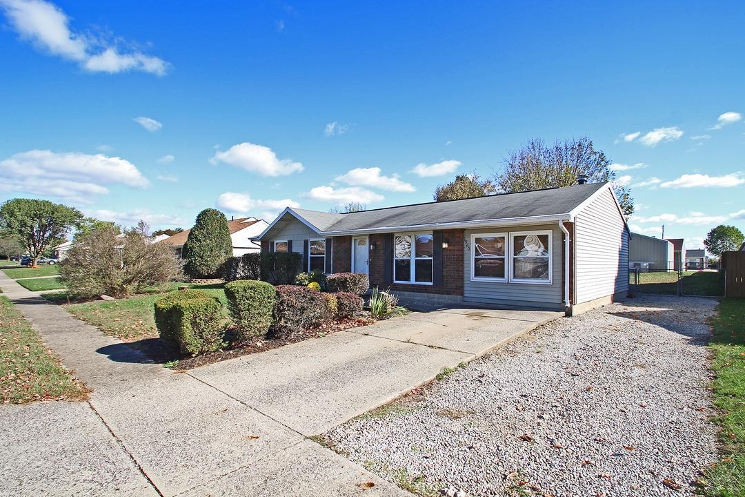 1960 Cheyenne Dr, Circleville, OH 43113 photo 4