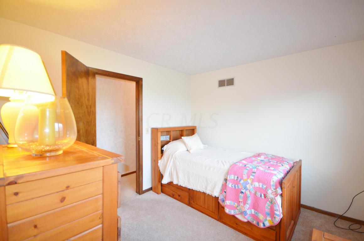 6741 Johnson Rd, Galloway, OH 43119 photo 18