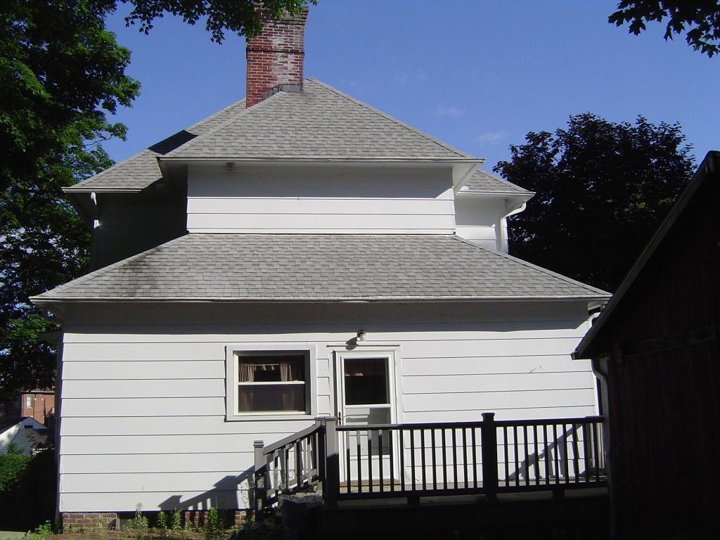 131 Park Pl, Circleville, OH 43113 photo 4
