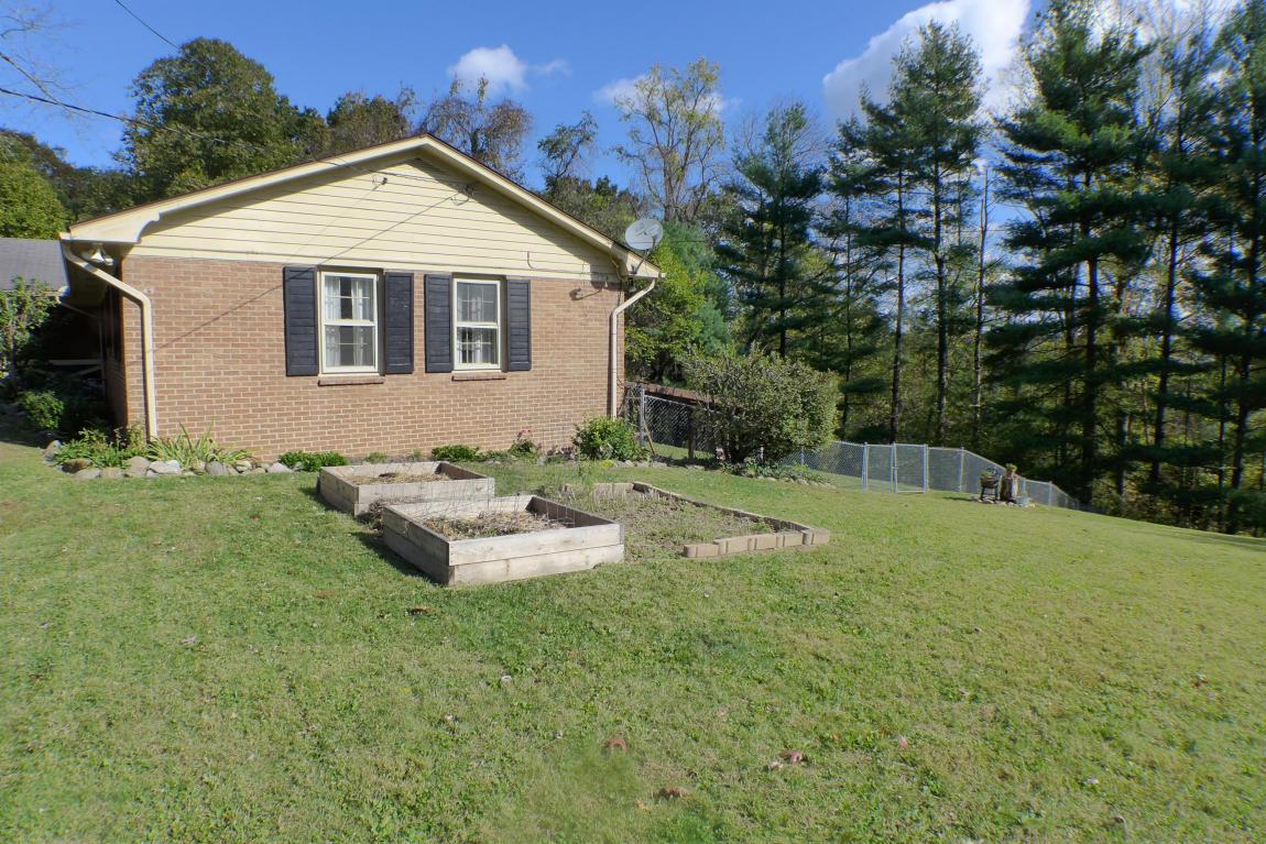644 Summit Dr, Logan, OH 43138 photo 7