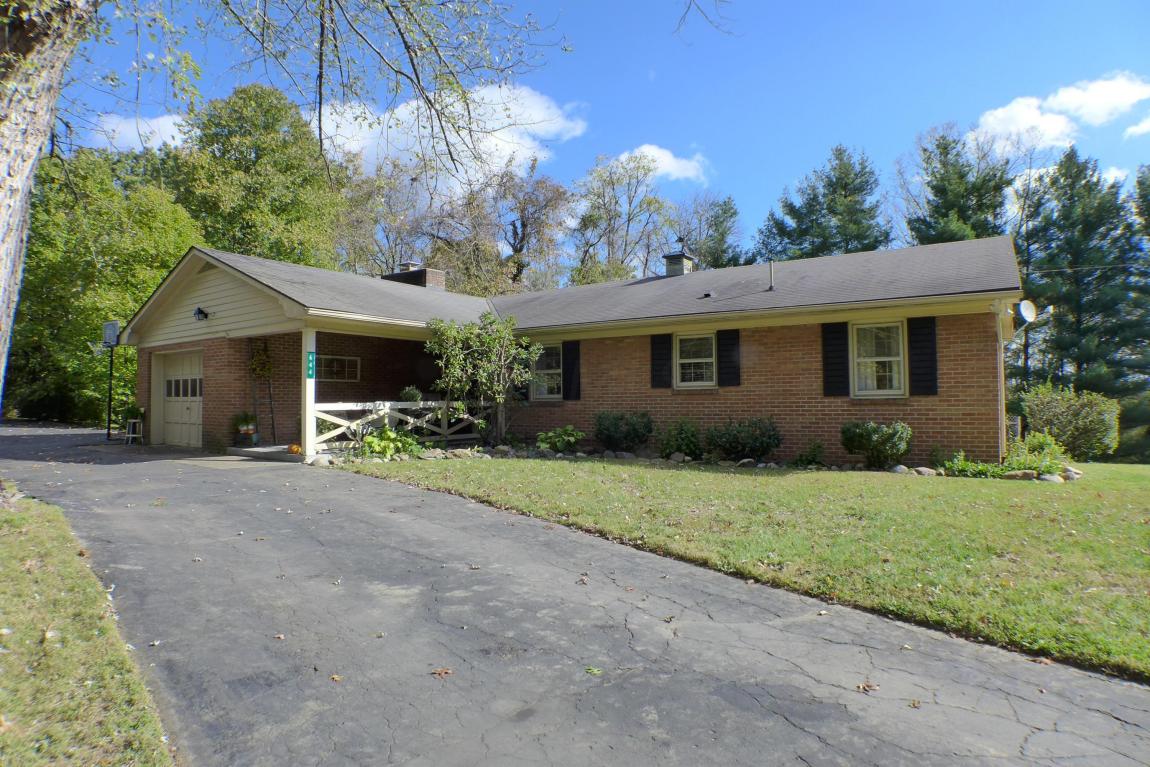 644 Summit Dr, Logan, OH 43138 photo 1