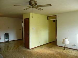 345 E Central Ave, Delaware, OH 43015 photo 11