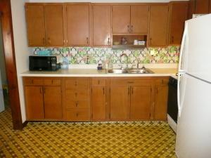 345 E Central Ave, Delaware, OH 43015 photo 13