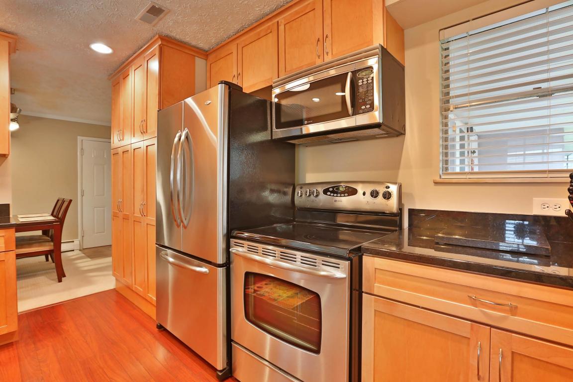 139 E Stanton Ave, Columbus, OH 43214 photo 13