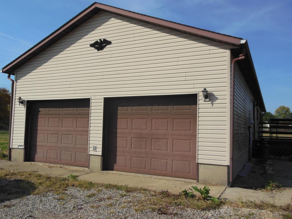 12100 State Route 56 E, Circleville, OH 43113 photo 2