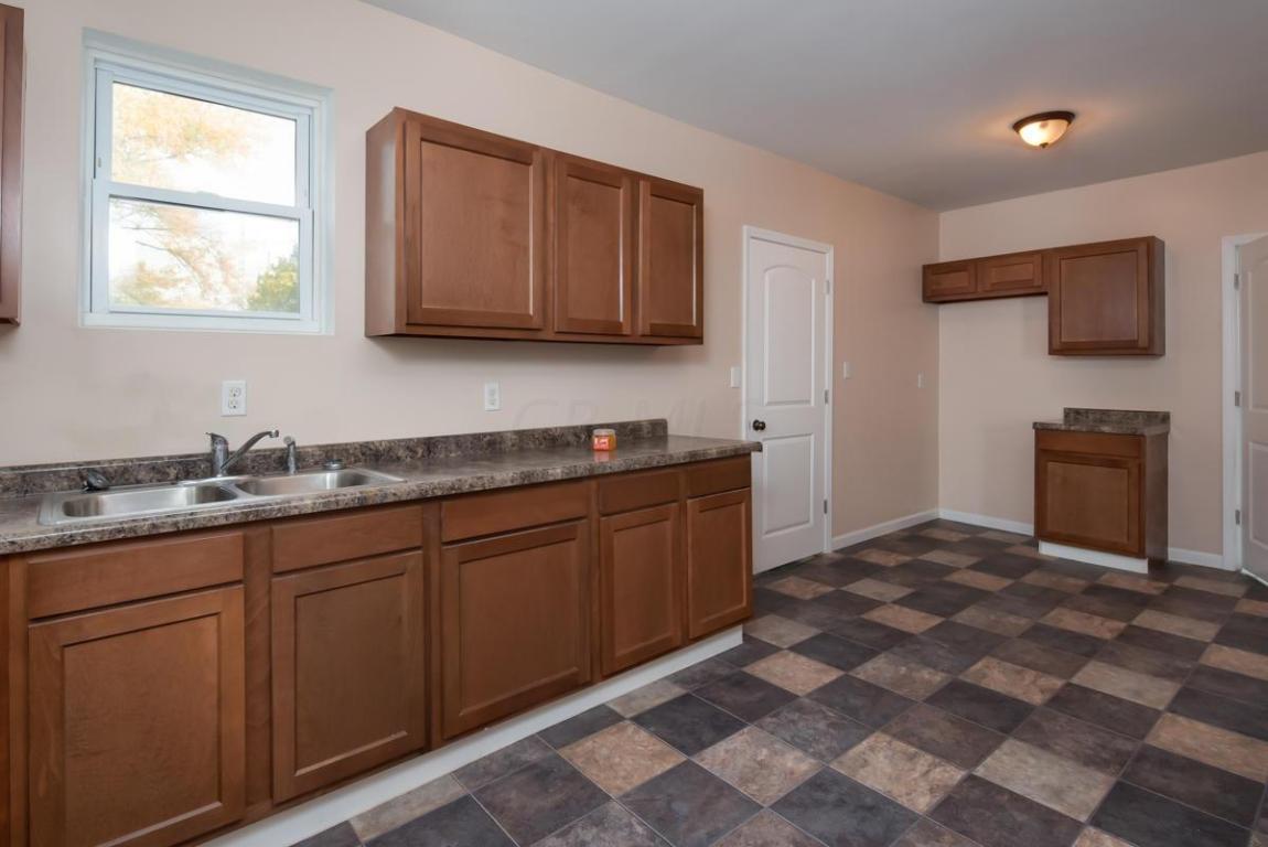 196 Bain Ave, Marion, OH 43302 photo 6