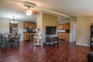 5827 Willowdale Rd, Springfield, OH 45502 photo 11