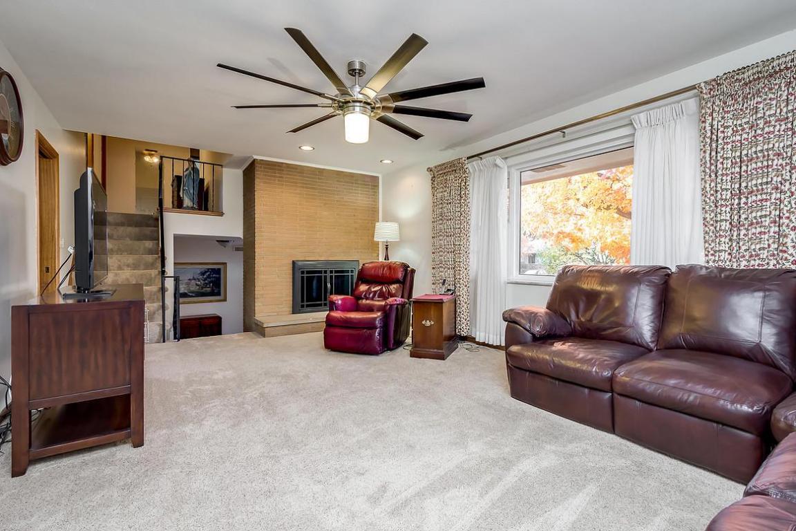 1456 Devonhurst Dr, Columbus, OH 43232 photo 3