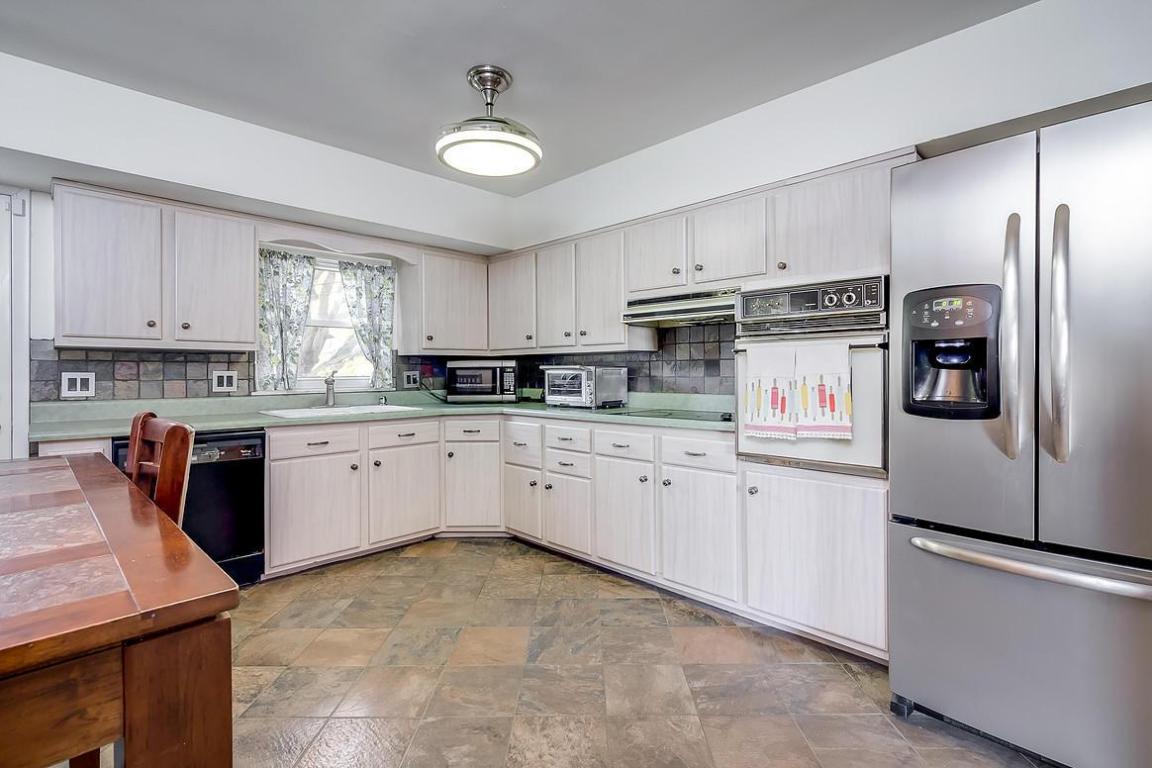 1456 Devonhurst Dr, Columbus, OH 43232 photo 7