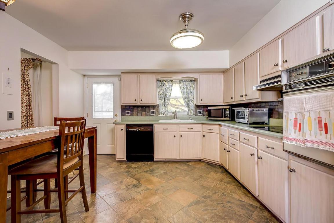 1456 Devonhurst Dr, Columbus, OH 43232 photo 6