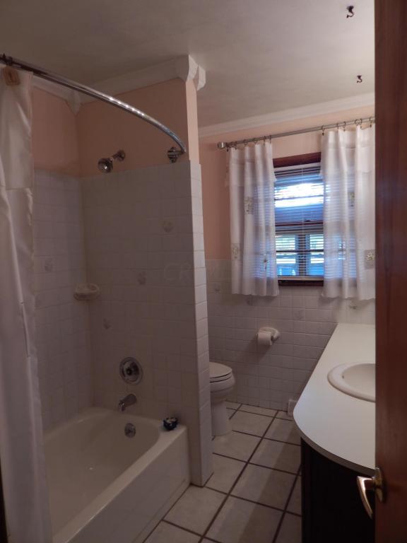 143 Gregory Dr, Newark, OH 43055 photo 10