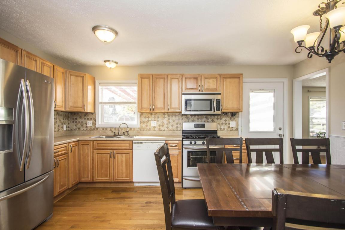 5871 Baytree Dr, Galloway, OH 43119 photo 6
