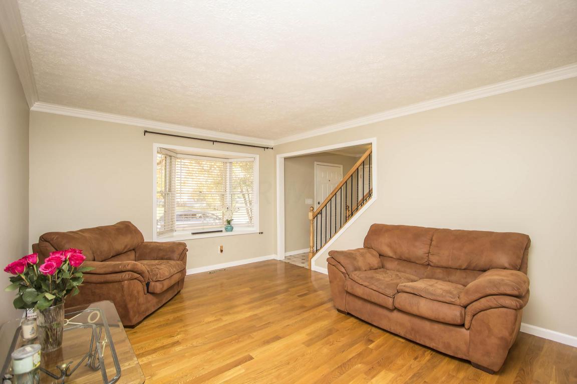 5871 Baytree Dr, Galloway, OH 43119 photo 4