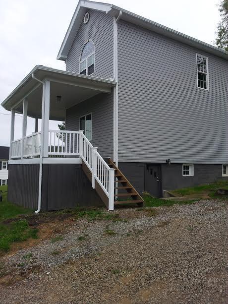 151 Jackson St, Corning, OH 43730 photo 5