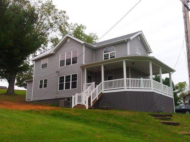 151 Jackson St, Corning, OH 43730 photo 1