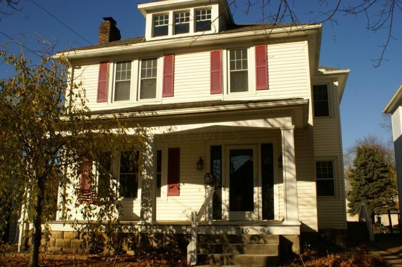 715 E Mulberry St, Lancaster, OH 43130 photo 2