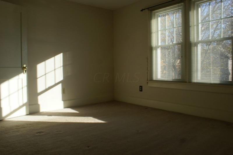 715 E Mulberry St, Lancaster, OH 43130 photo 25