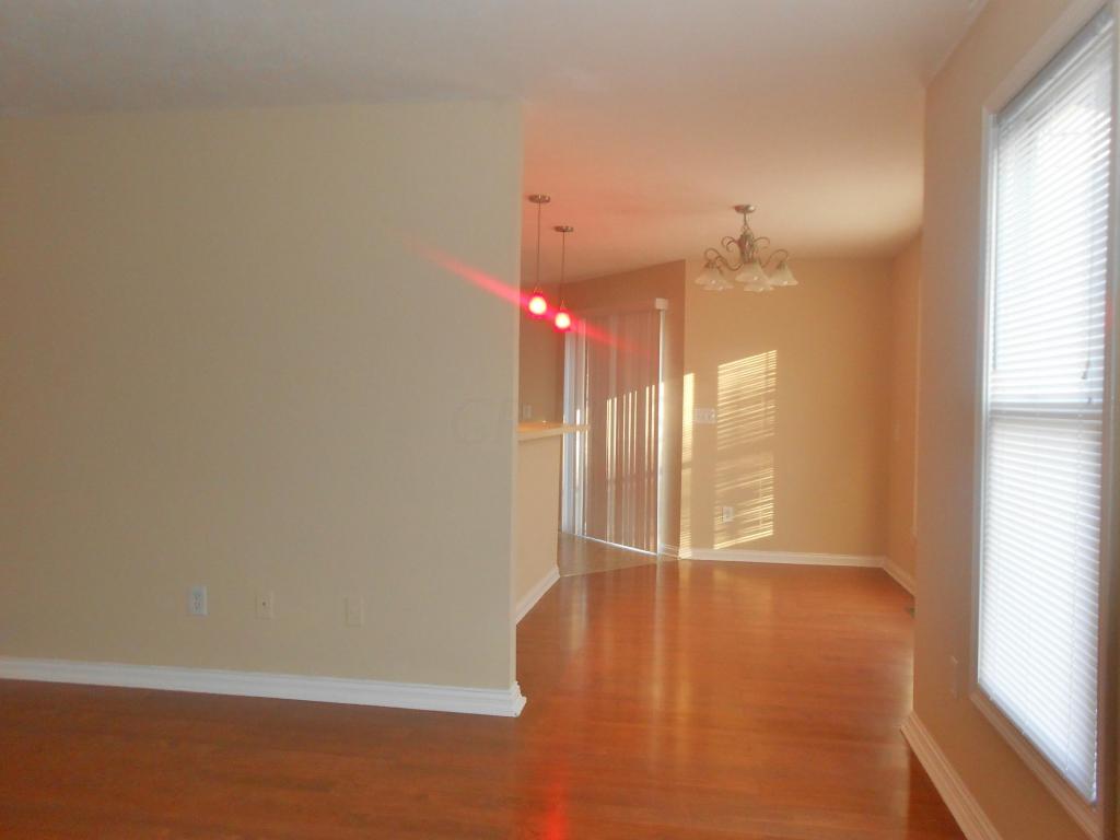 221 E Huntwork St, Baltimore, OH 43105 photo 4
