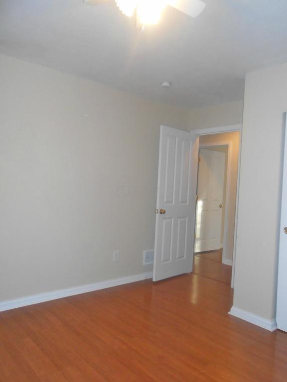 221 E Huntwork St, Baltimore, OH 43105 photo 10