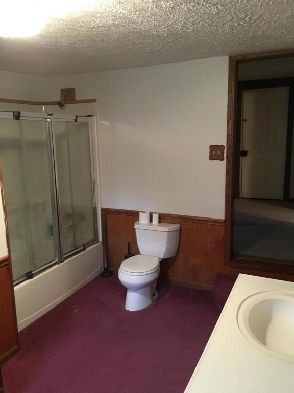454 Main St, Gratiot, OH 43740 photo 10