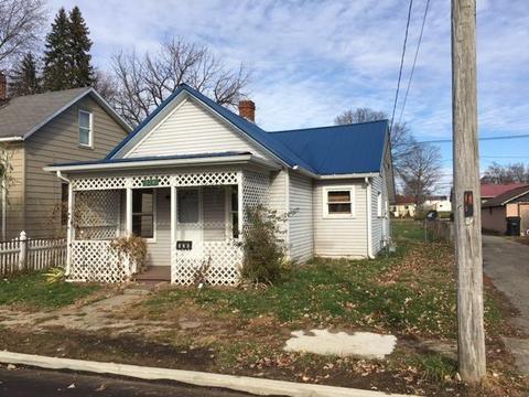 528 E Union St, Circleville, OH 43113 photo 1