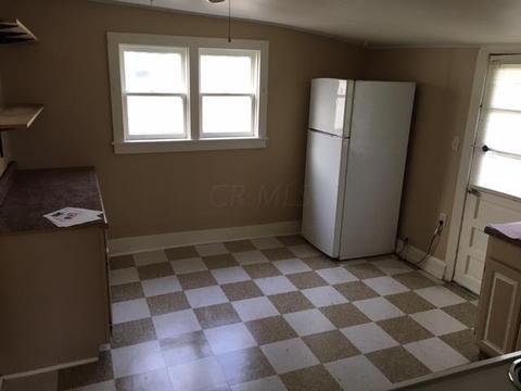 528 E Union St, Circleville, OH 43113 photo 2