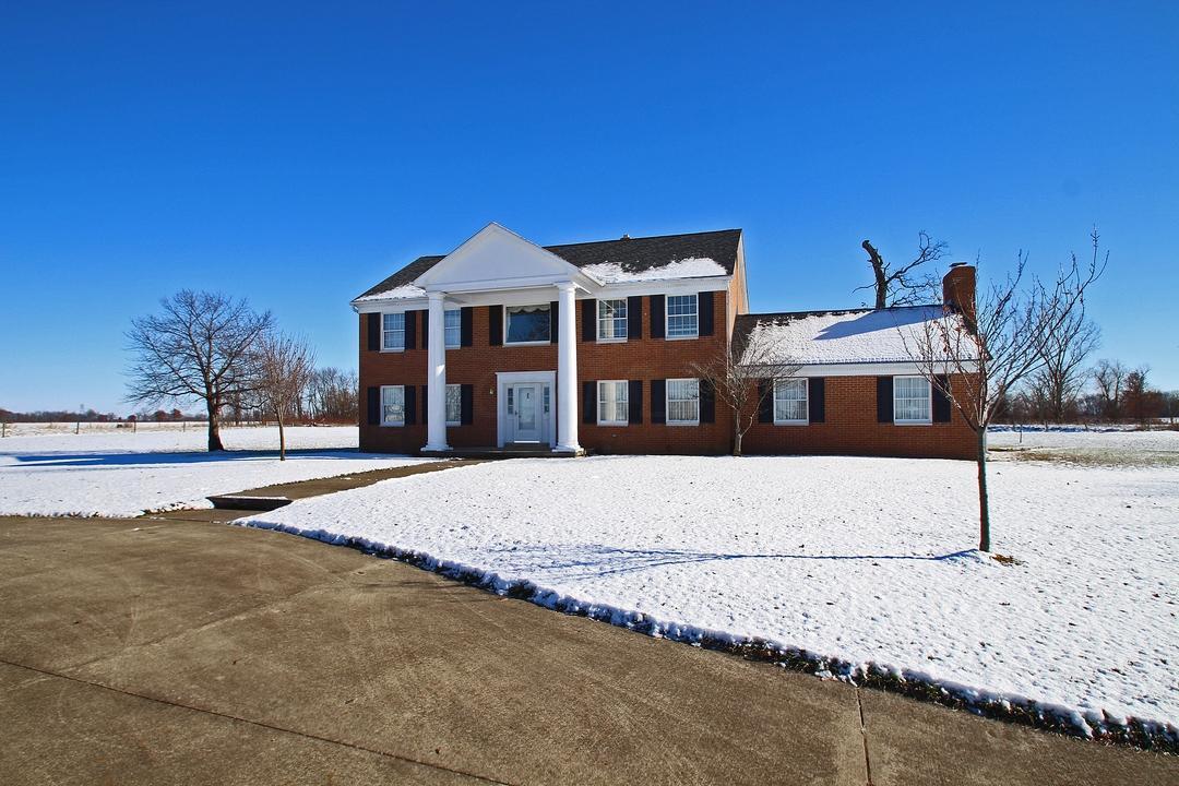 23200 Alkire Rd, Circleville, OH 43113 photo 2