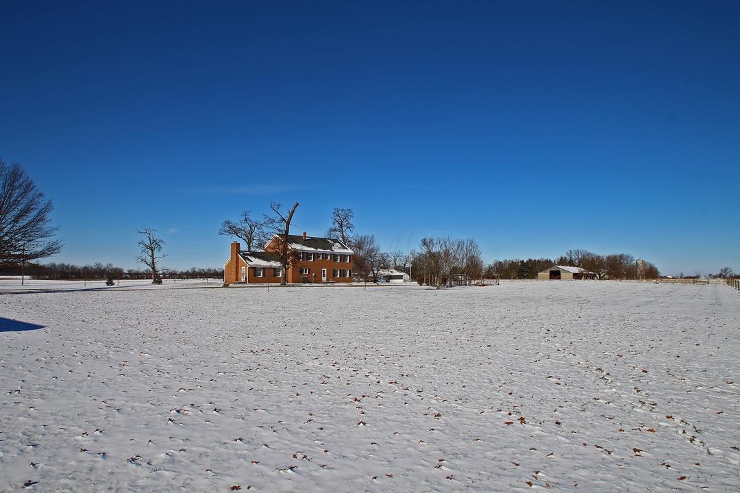 23200 Alkire Rd, Circleville, OH 43113 photo 11