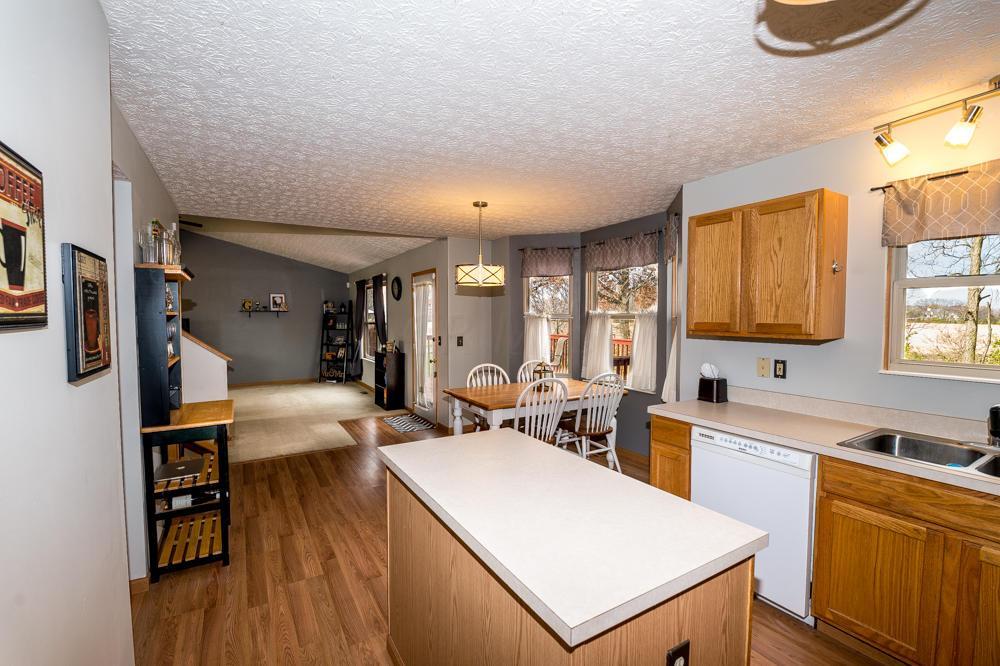1380 Four Star Dr E, Galloway, OH 43119 photo 10