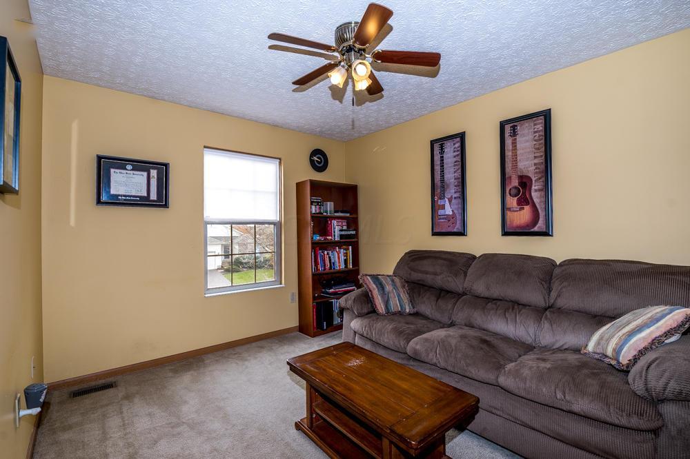 1380 Four Star Dr E, Galloway, OH 43119 photo 27