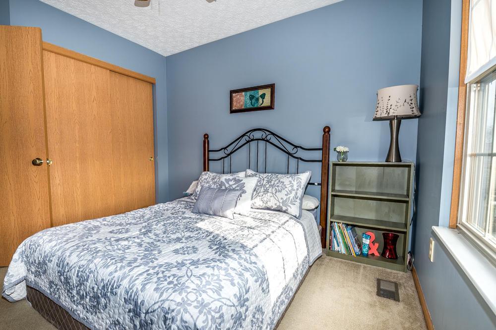1380 Four Star Dr E, Galloway, OH 43119 photo 22