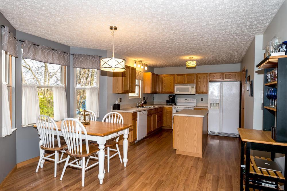 1380 Four Star Dr E, Galloway, OH 43119 photo 9