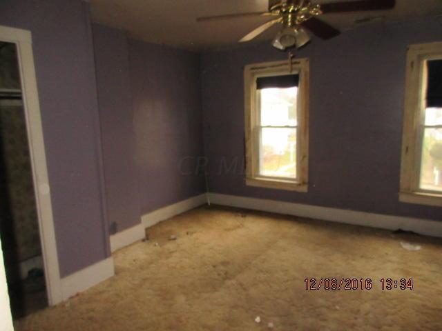 109 E Stevens St, Newark, OH 43055 photo 8