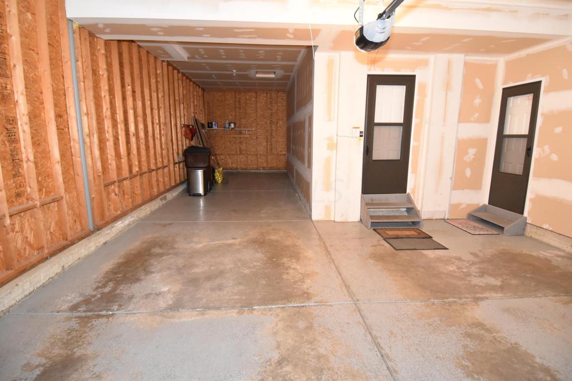 279 Trail East E, Pataskala, OH 43062 photo 3
